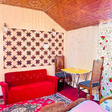 House Boat New Pala Palace Srinagar  Ngoại thất bức ảnh