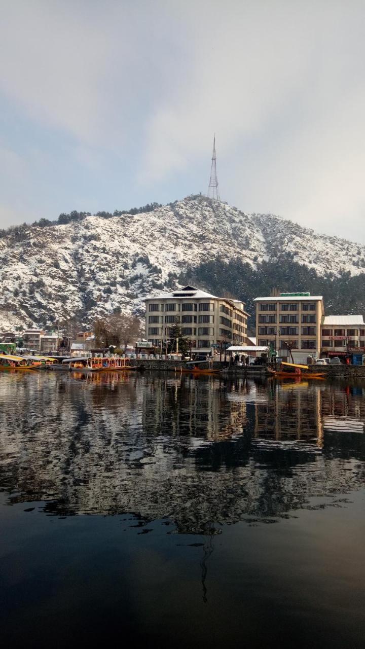 House Boat New Pala Palace Srinagar  Ngoại thất bức ảnh